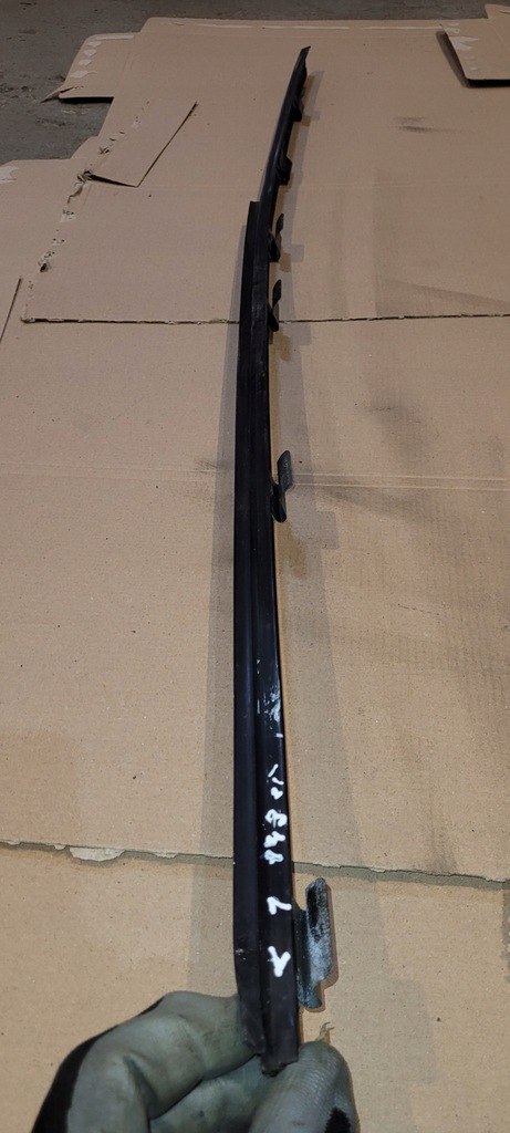 фото №4, Прокладка уплотнитель стекло левая bmw e30 cabrio