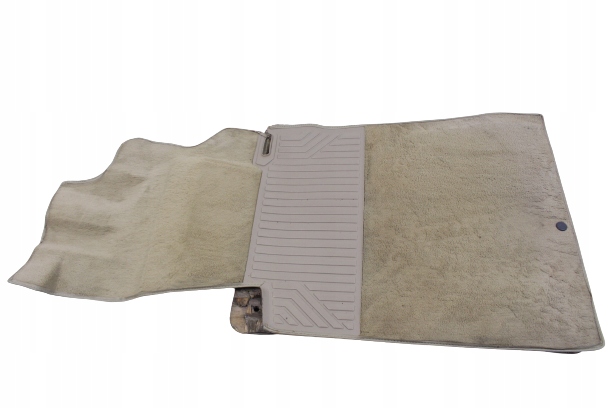 фото №1, Килимок обшивка ліва mercedes w201 w190