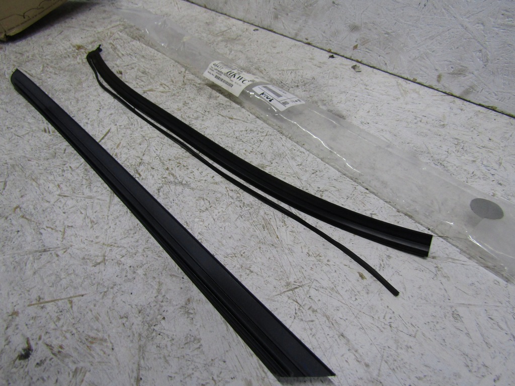 фото №7, Bmw x3 e83 молдинг скло лобове ліва 3420829