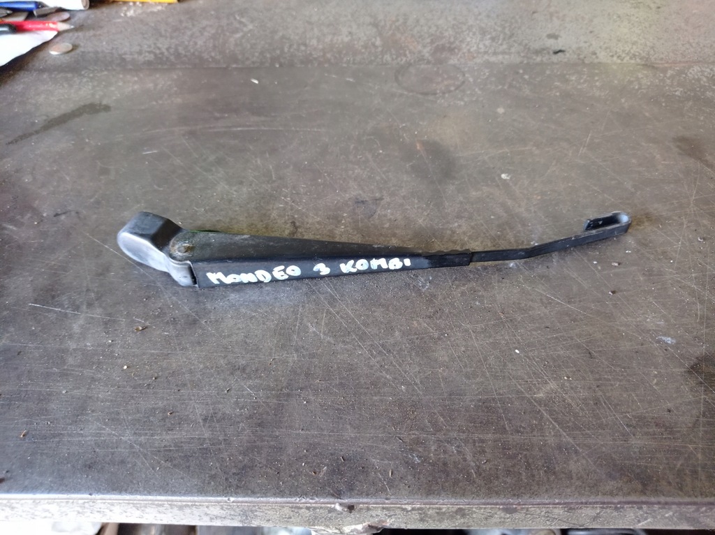 фото №1, Ford mondeo mk3 kombi - рычаг дворники задняя