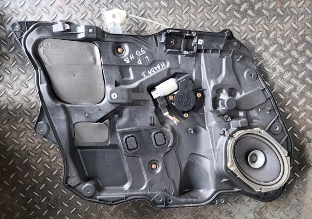 фото №1, Підйомник електричний лівий перед mazda 3 hb 5d