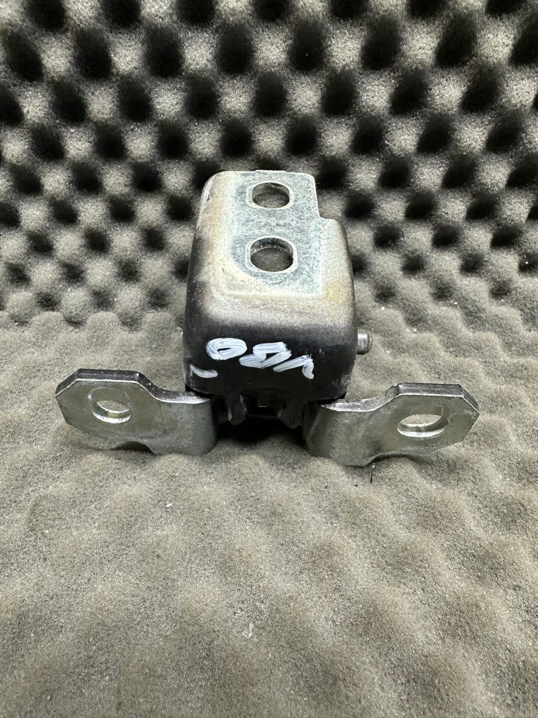 Купити 804010016rb, петля двері лівий задній renault