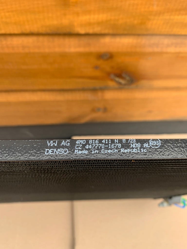 фото №7, Радиатор кондиционера audi q7 q8 a6 a8 vw touareg 4m0816411n