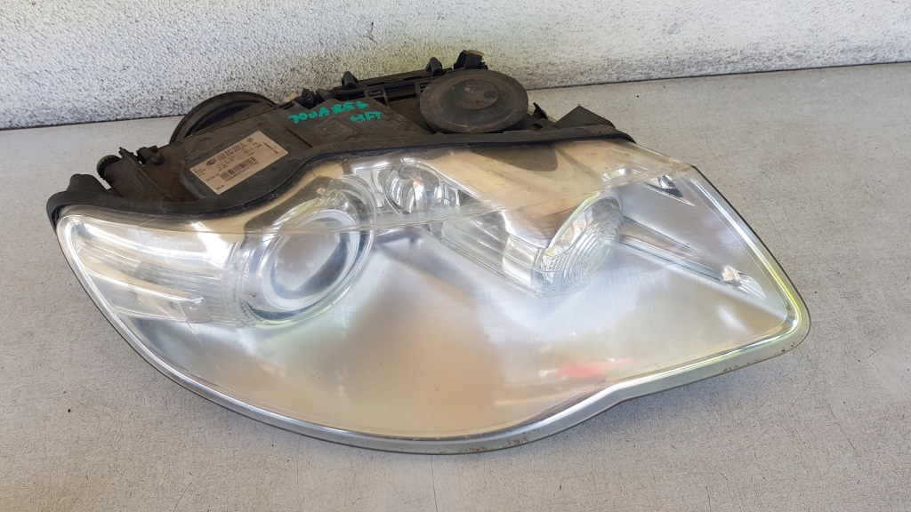 фото №1, Лампа передняя перед правая vw touareg 7l lift ксенон