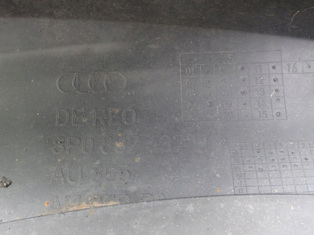 Audi a3 8p lift 08-12 бампер решётка радиатора решётка радиатора перед передний ly9b 8p0807437h Недорого