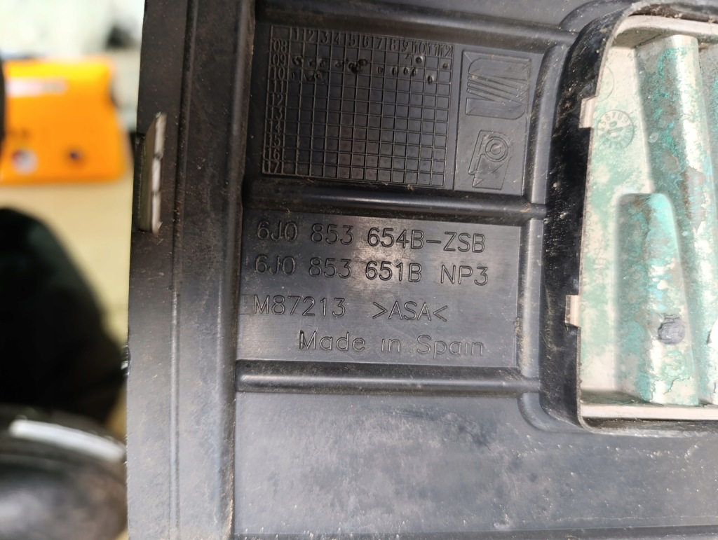 фото №9, Решётка радиатора решётка радиатора радиатора 6j0853654b seat ibiza 6j iv 08-12