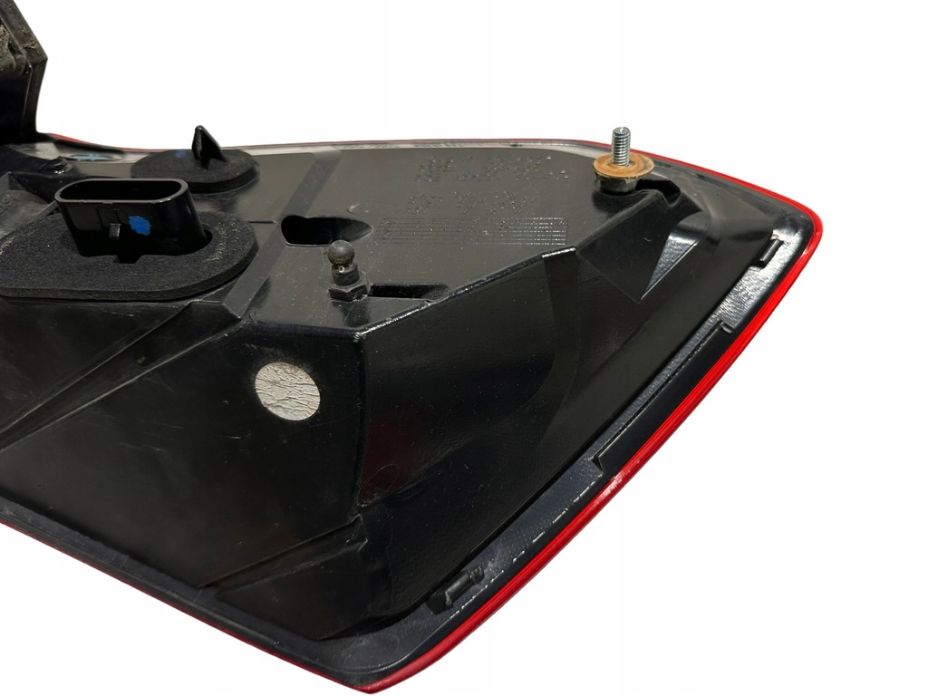 фото №6, Maserati ghibli левая задняя лампа 6700084820 6700084830