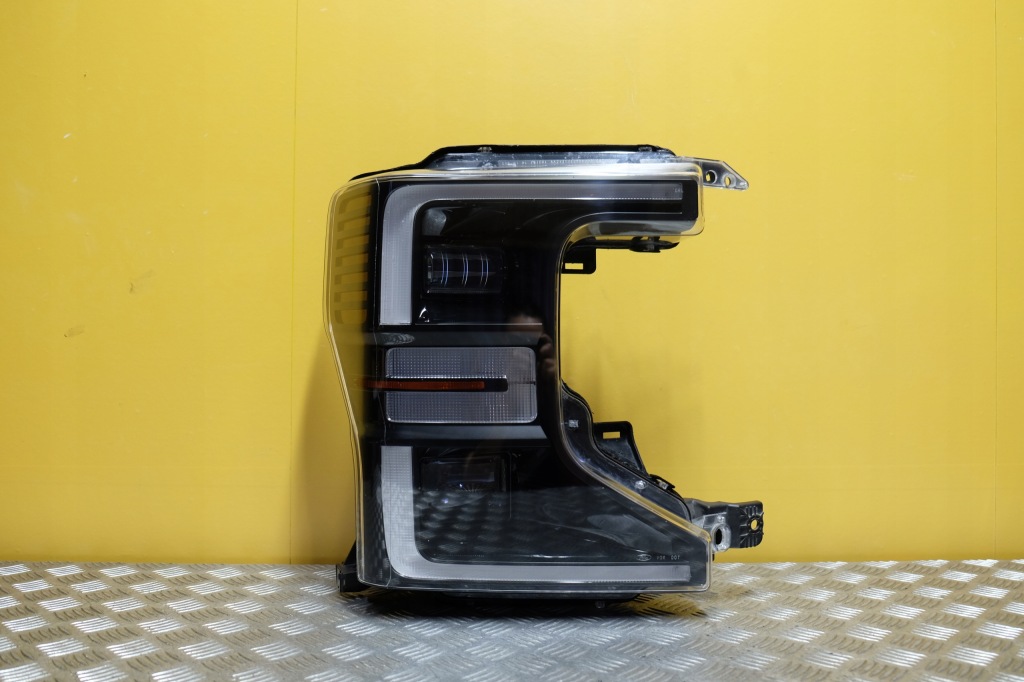 фото №1, Ford f f250 f350 2020- фара лампа full led правая czarna usa