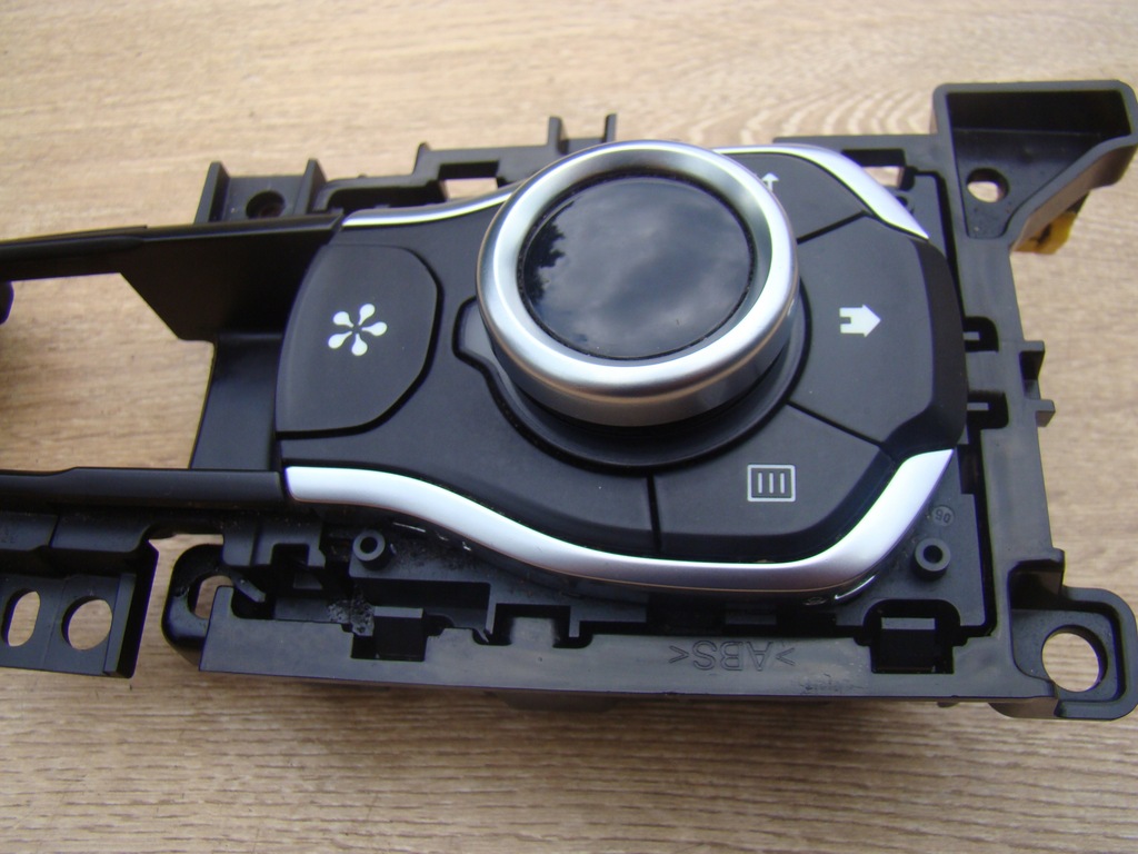 фото №9, Renault talisman панель навигации