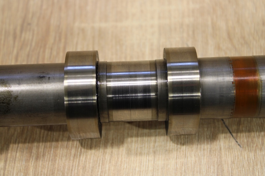 фото №5, Вал распределительного вала правый jaguar xf x250 v7 207 km