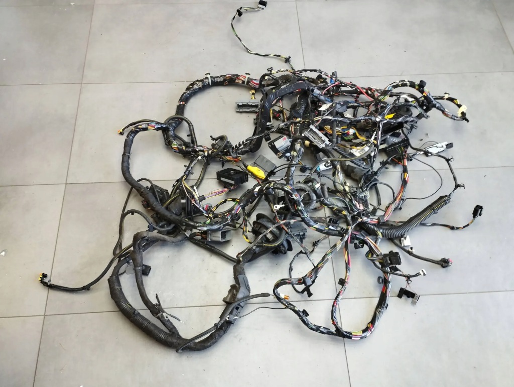 фото №1, Opel astra k kombi джгут салону 39016531b