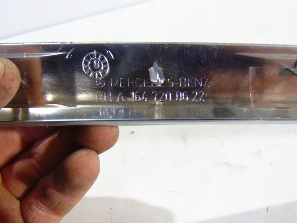 фото №7, Молдинг декоративная консоли правая mercedes ml w166