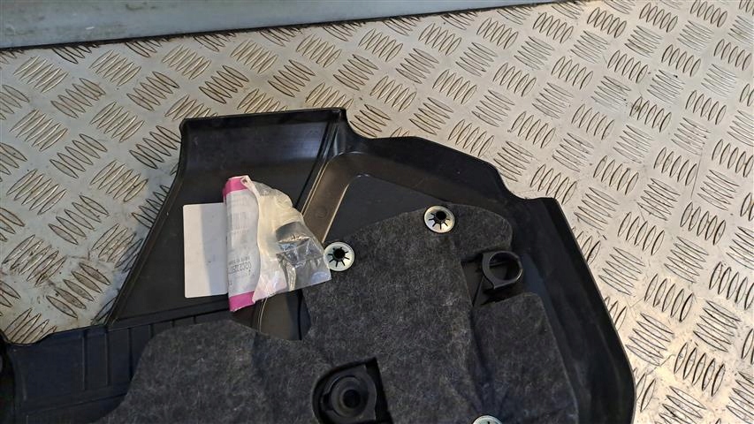 фото №5, M3 jaguar f-pace 3.0d gx63-6a949-a защита двигателя