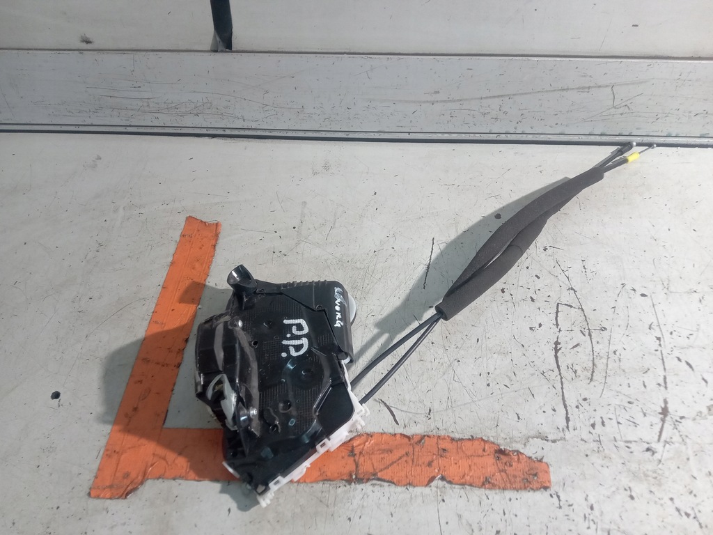 фото №1, Subaru levorg замок дверь правый перед