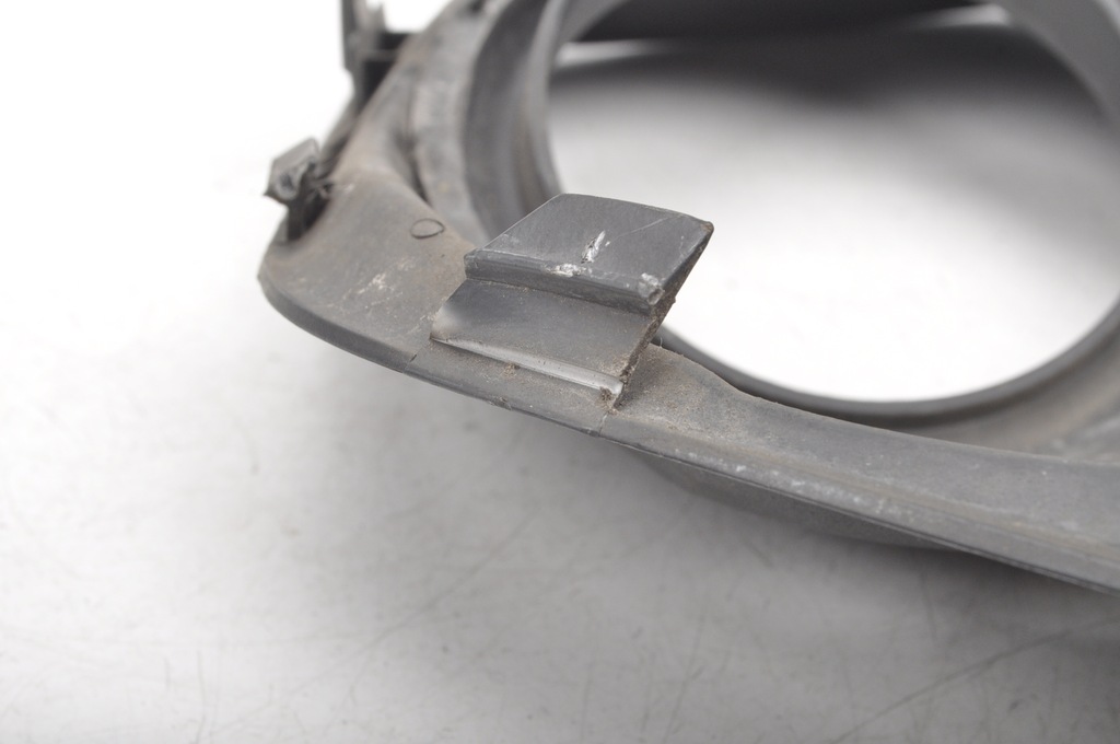 фото №2, Ford ecosport рамка решётка противотуманной фары левая