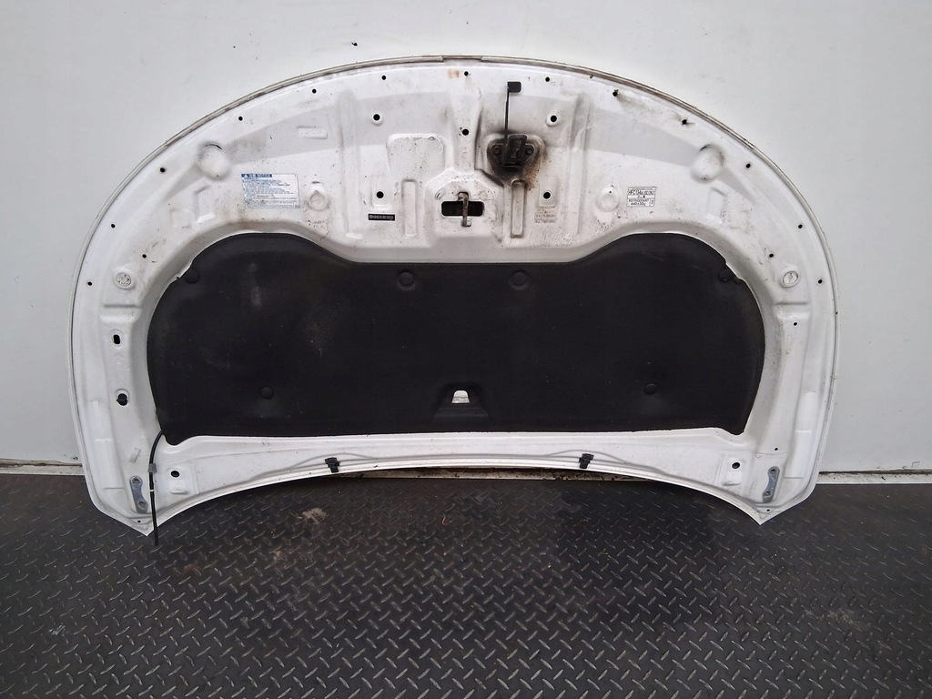 фото №9, Капот кришка двигуна toyota avensis t27 040