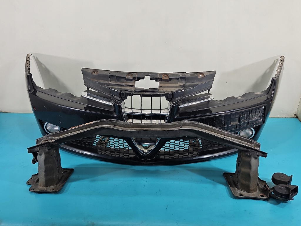 фото №1, Бампер перед alfa romeo 159 чёрный 601