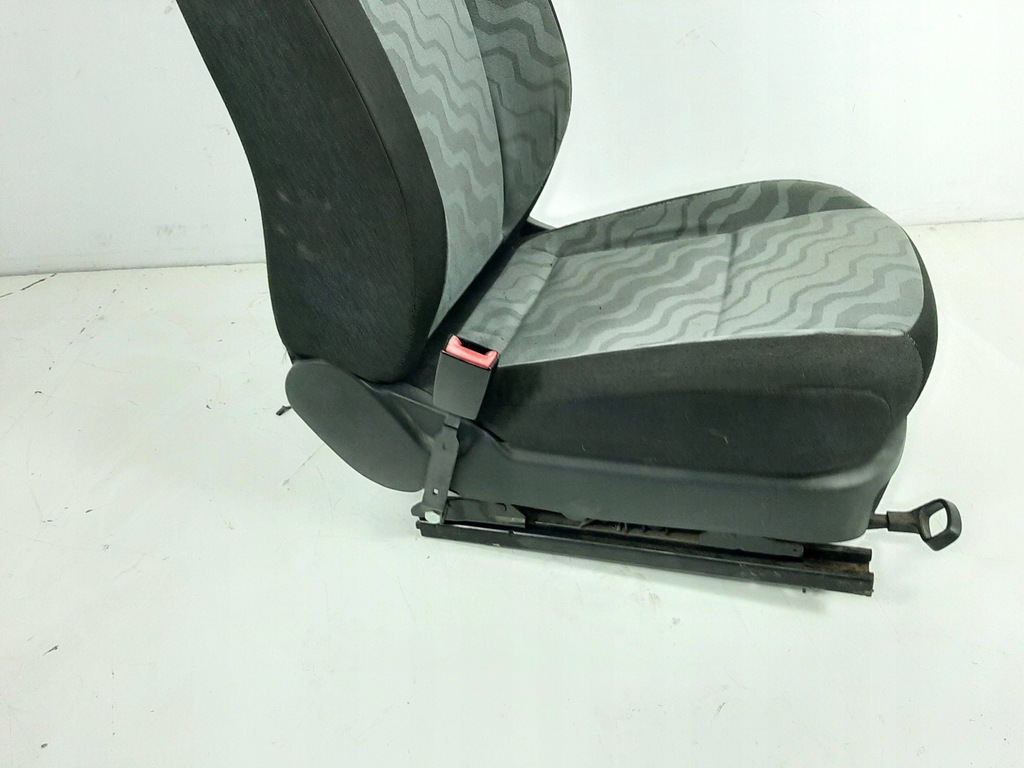 фото №7, Skoda roomster 1.4tdi 09r сиденье левый перед водителя