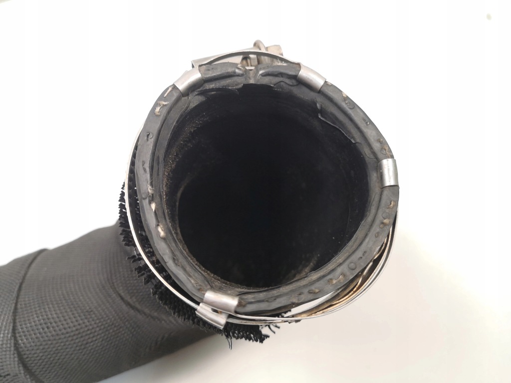 фото №3, Audi a4 b8 труба wąż воздуха 8k0145709k