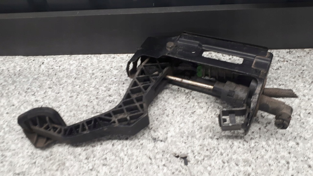 фото №9, R1j1721373c педаль сцепления vw golf iv