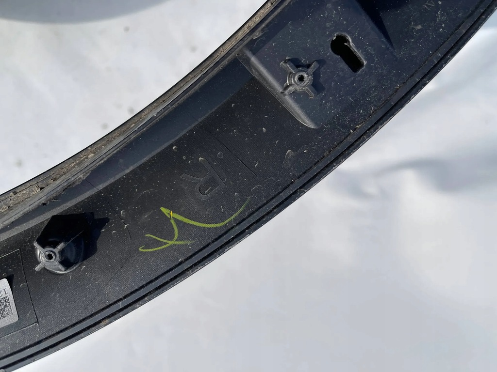 фото №10, Молдинг крила bmw i3 748909610 права задня задня