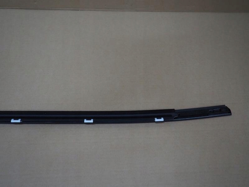 фото №6, Молдинг уплотнитель parapet дверь правый задняя hyundai kona