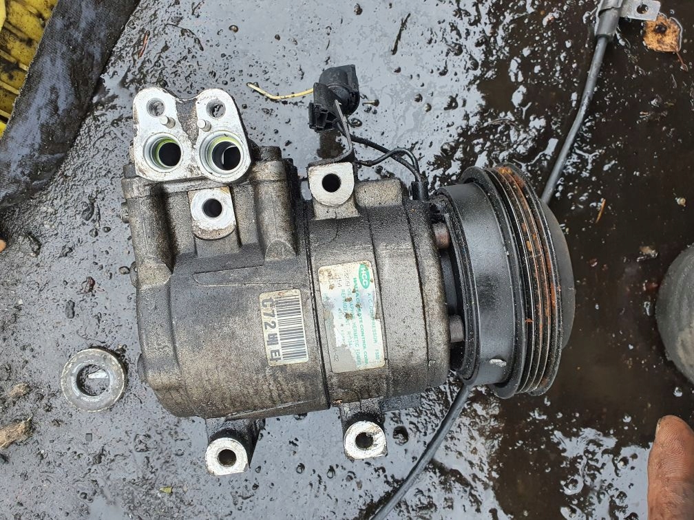 фото №6, Петля дверь правый dół нижний hyundai coupe 2.0