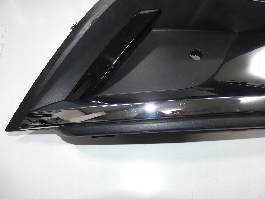 фото №16, Решётка бампера левая правая renault espace v 591.