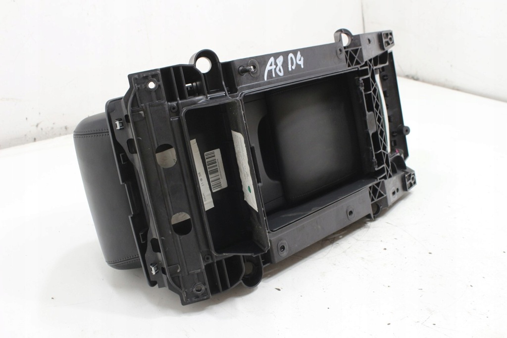 фото №9, Подлокотник бардачок задняя audi a8 d4