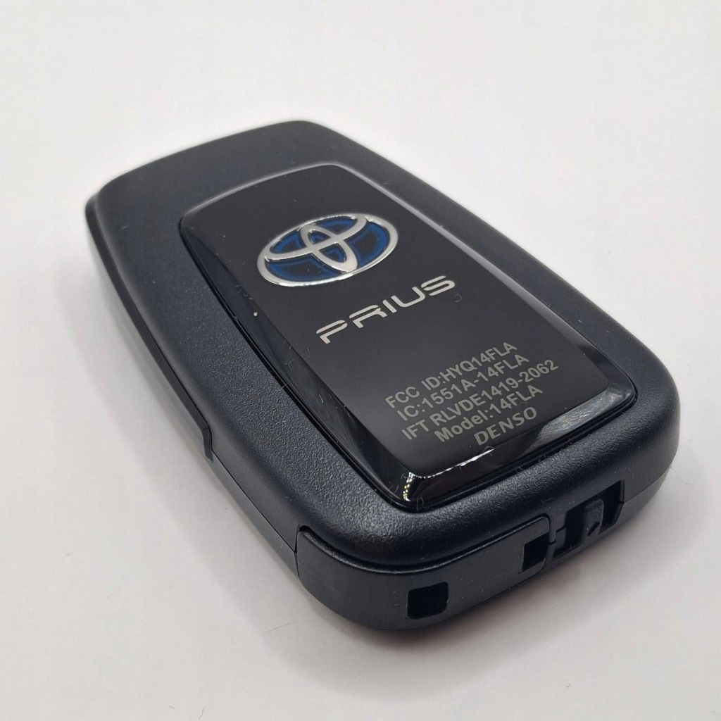 Новый ключ smart key америка оригинальный номер toyota prius 89904-47710 Недорого