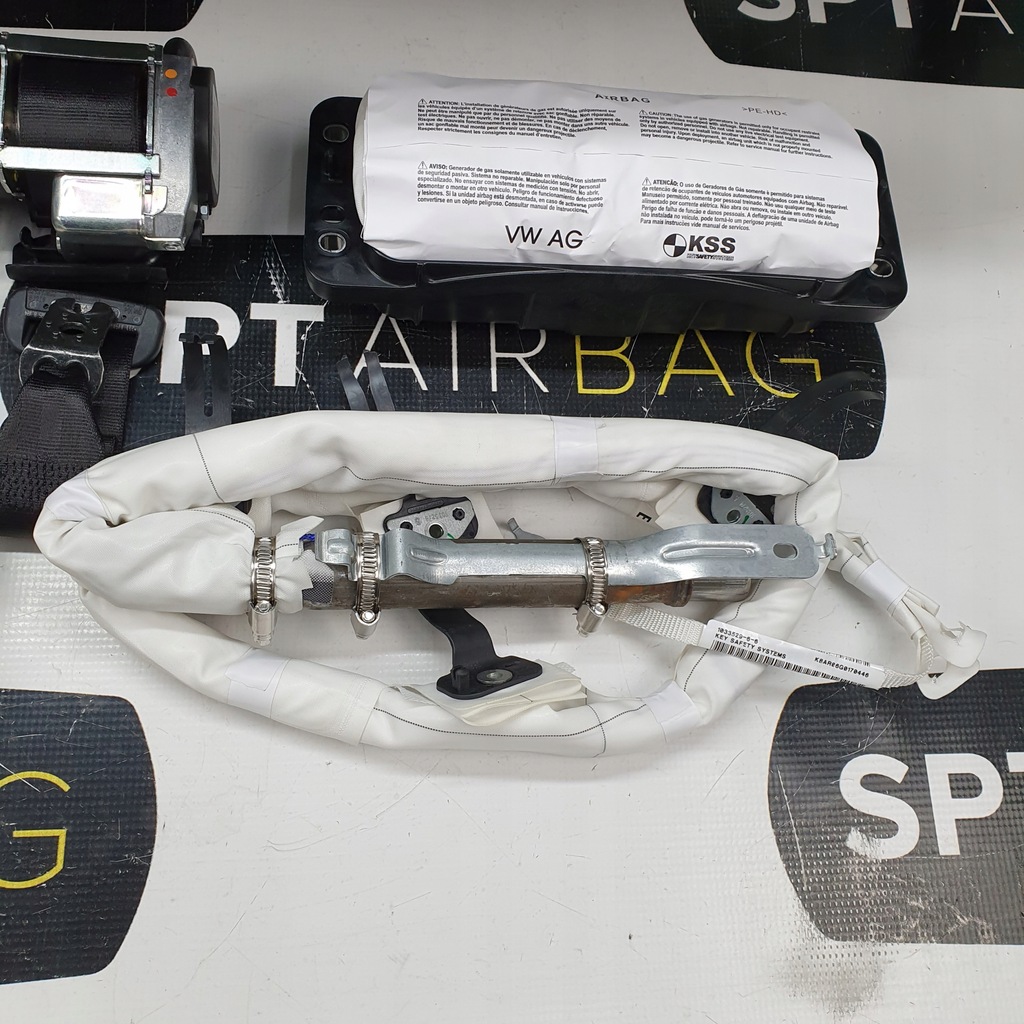 фото №11, Tt 8s приборная панель консоль подушки безопасности ремни подушка безопасности