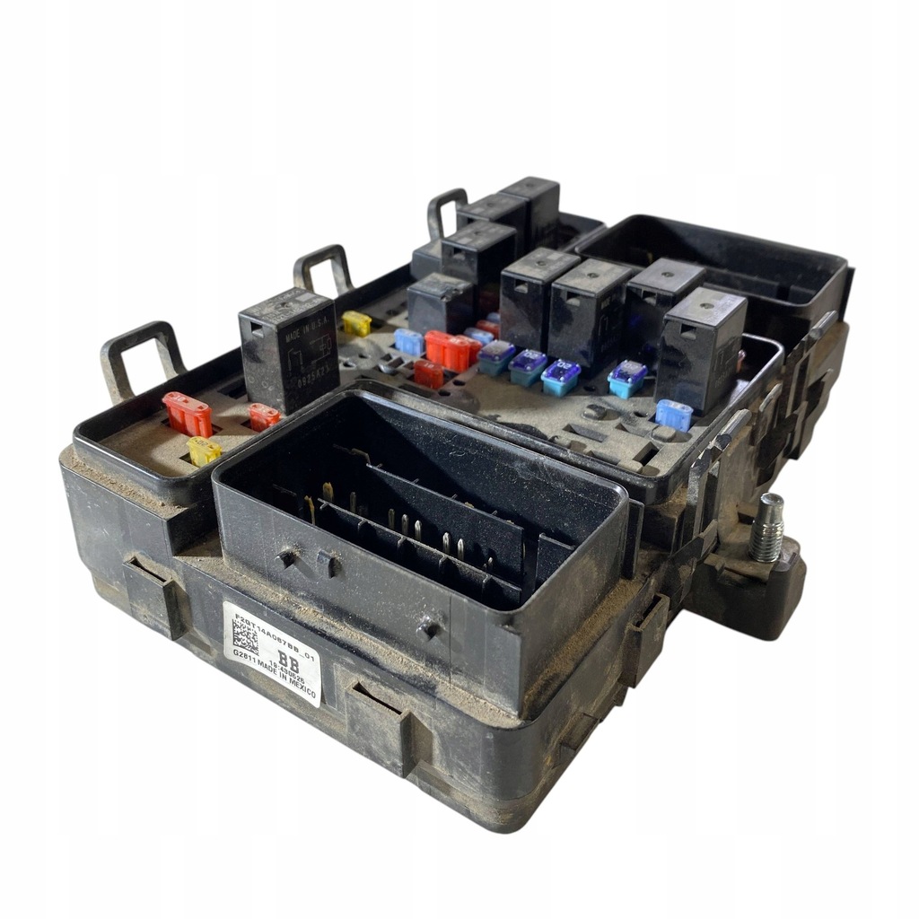 фото №6, Ford edge ii 2015 рамка / модуль предохранителей