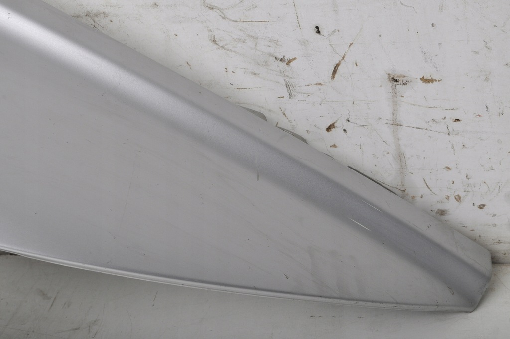 фото №11, Volvo c30 крила правий перед передній