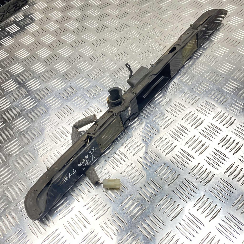 фото №1, Volvo s70 v70 v70 xc 1998 молдинг освещение задний номерного знака регистрационный