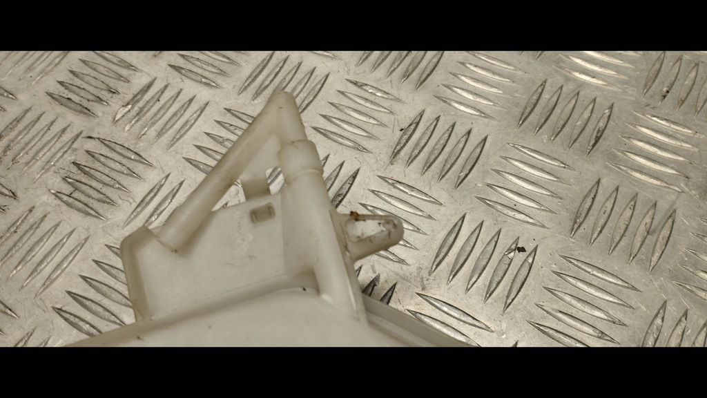 фото №14, Bmw e92 бак бачок омивача 7157144