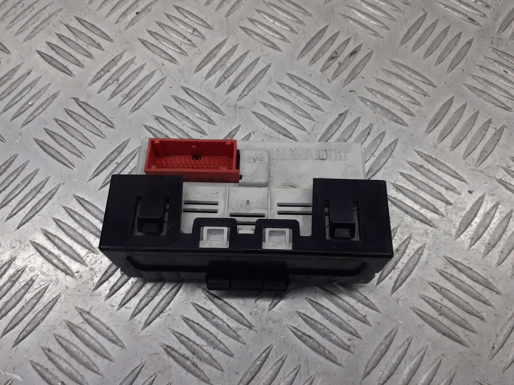 фото №3, Дисплей renault megane ii 8200107839