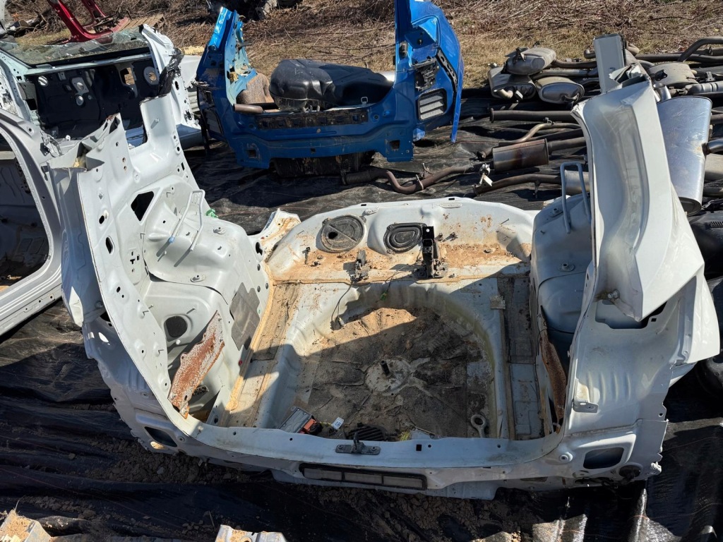 Купить Четверть задняя поддон балка jeep renegade