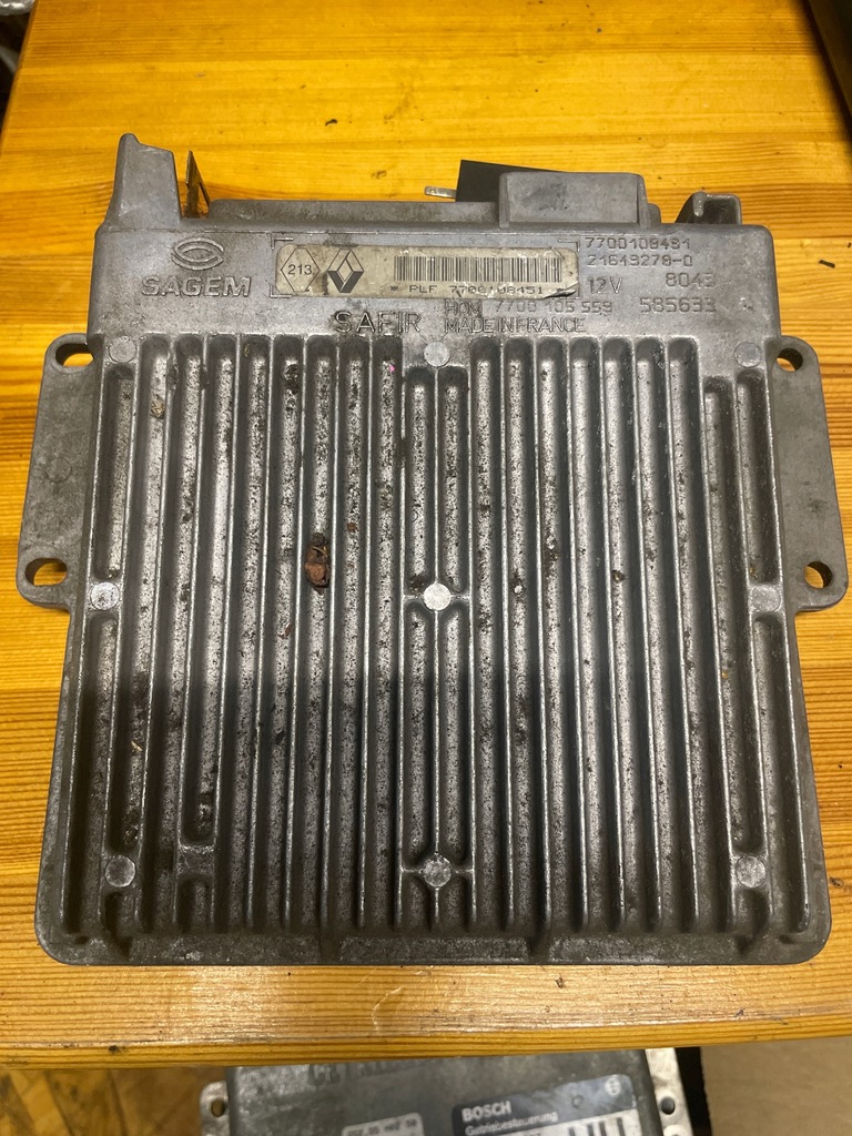 фото №1, Бортовий комп'ютер двигуна renault бортовий комп'ютер 7700108451 7700105559