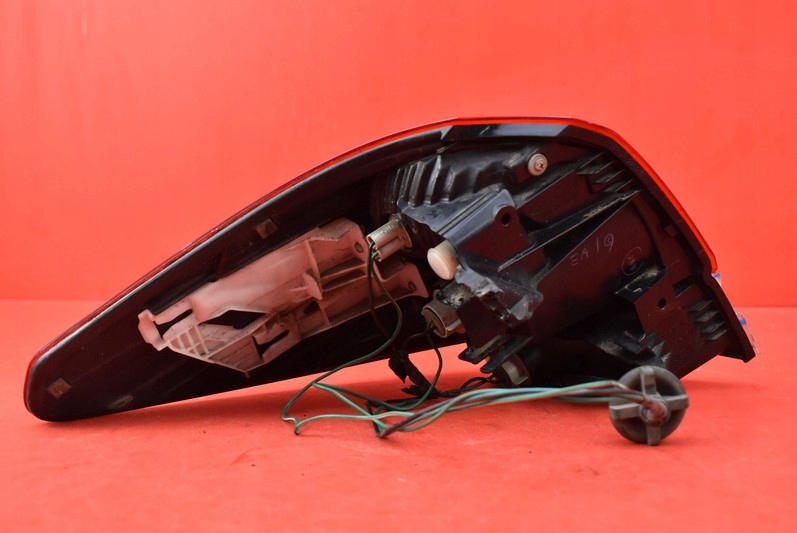 фото №5, Лампа правая задняя задняя subaru outback 4 iv 09-12