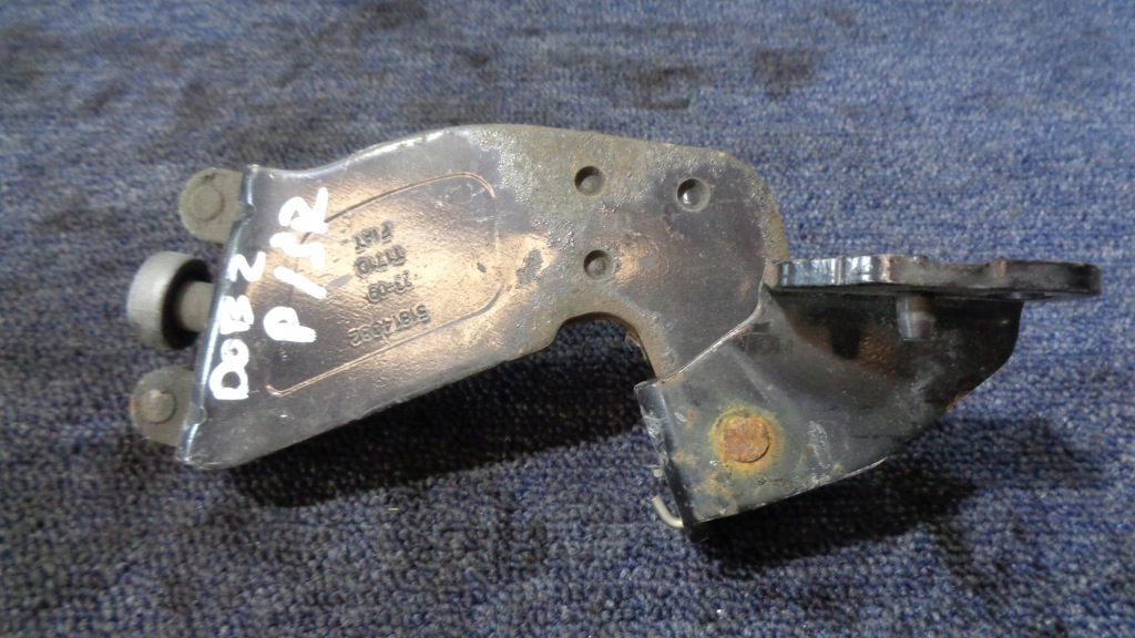 фото №1, Ролик двері розсувних doblo 2 ii права середня