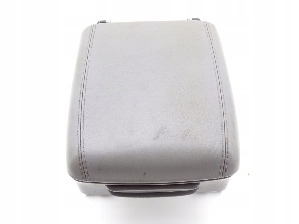 фото №1, Porsche cayenne 02-10 подлокотник