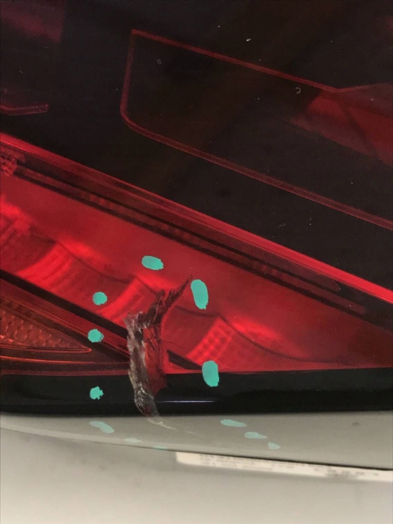 фото №8, Audi a8 d5 лампа задня середня накладка 4n0945095s