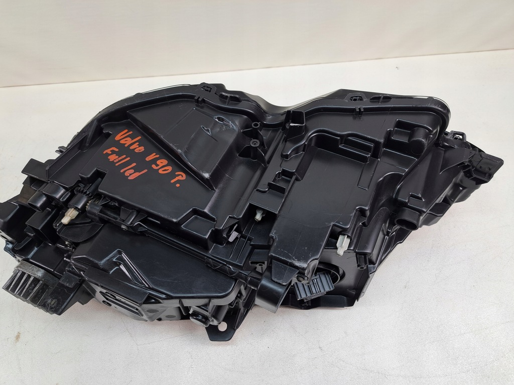 фото №9, Volvo v90 s90 full led лампа правая перед передняя