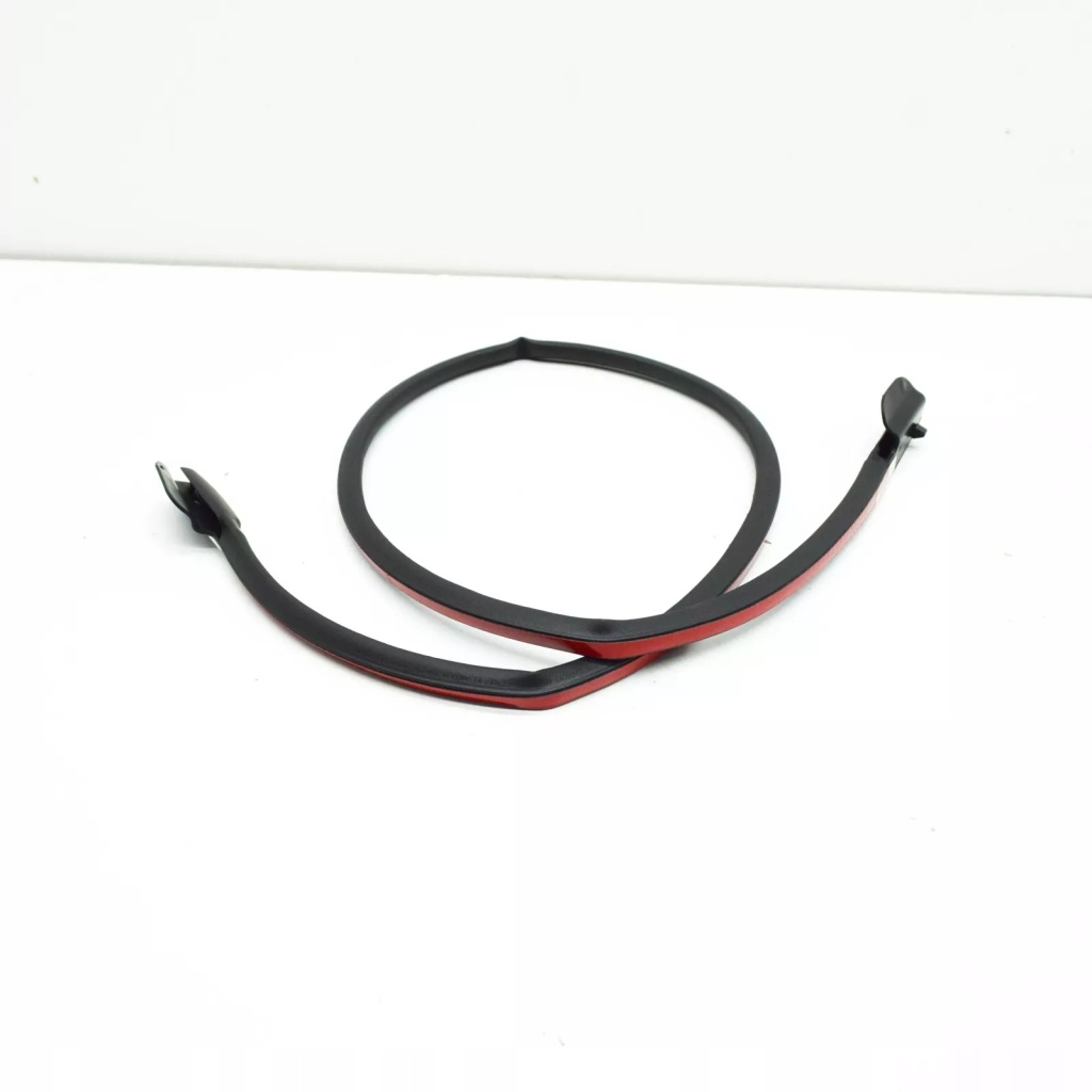 Bmw 5 touring g31 прокладка заднього дах 7390377 51767390377 Оригінал