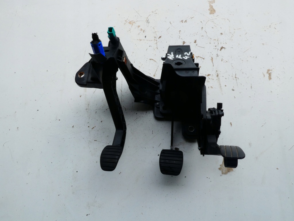 фото №1, Педали комплект master iii movano 070108h