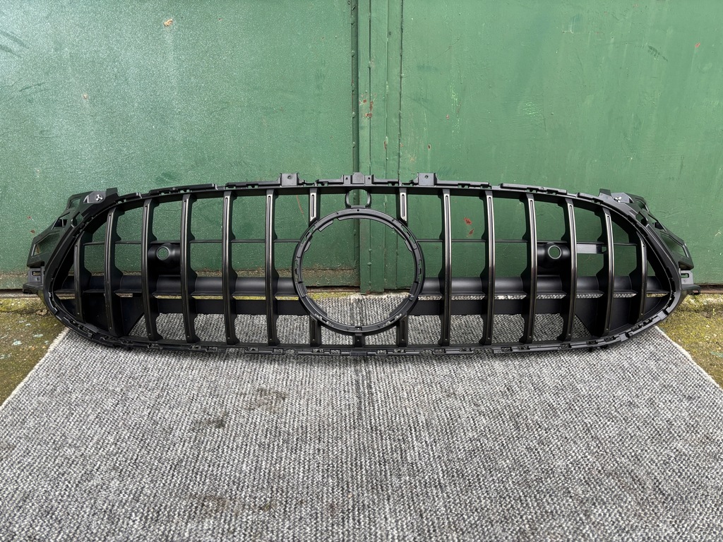 фото №1, Mercedes amg gt 192 c192 w192 решітка радіатора решітка радіатора решітка радіатора