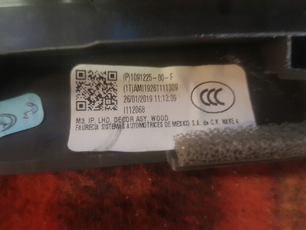 фото №5, Tesla 3 молдинг обдув dekor панели 1091225-00-f