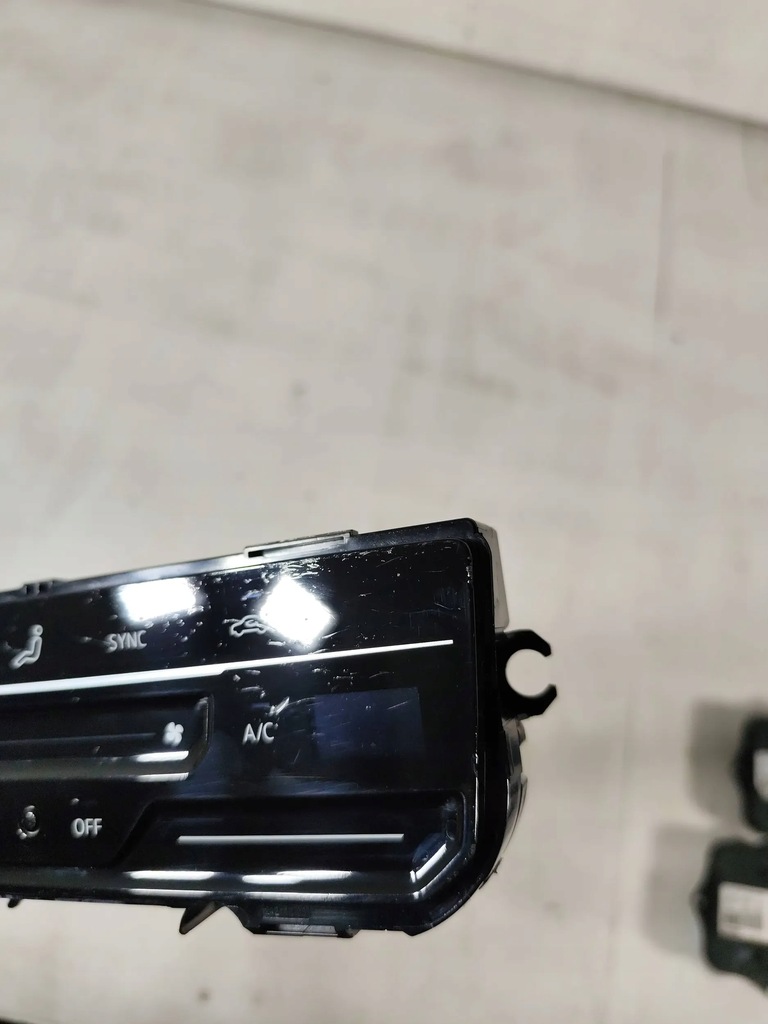 фото №6, Vw passat b8 arteon tiguan ii панель сенсорный кондиционера оригинал