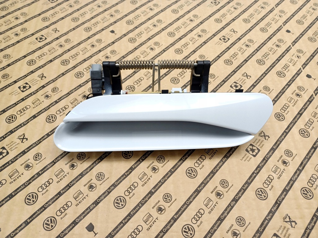 фото №1, Nowa org ручка наружная дверь vw id.4 ls9r