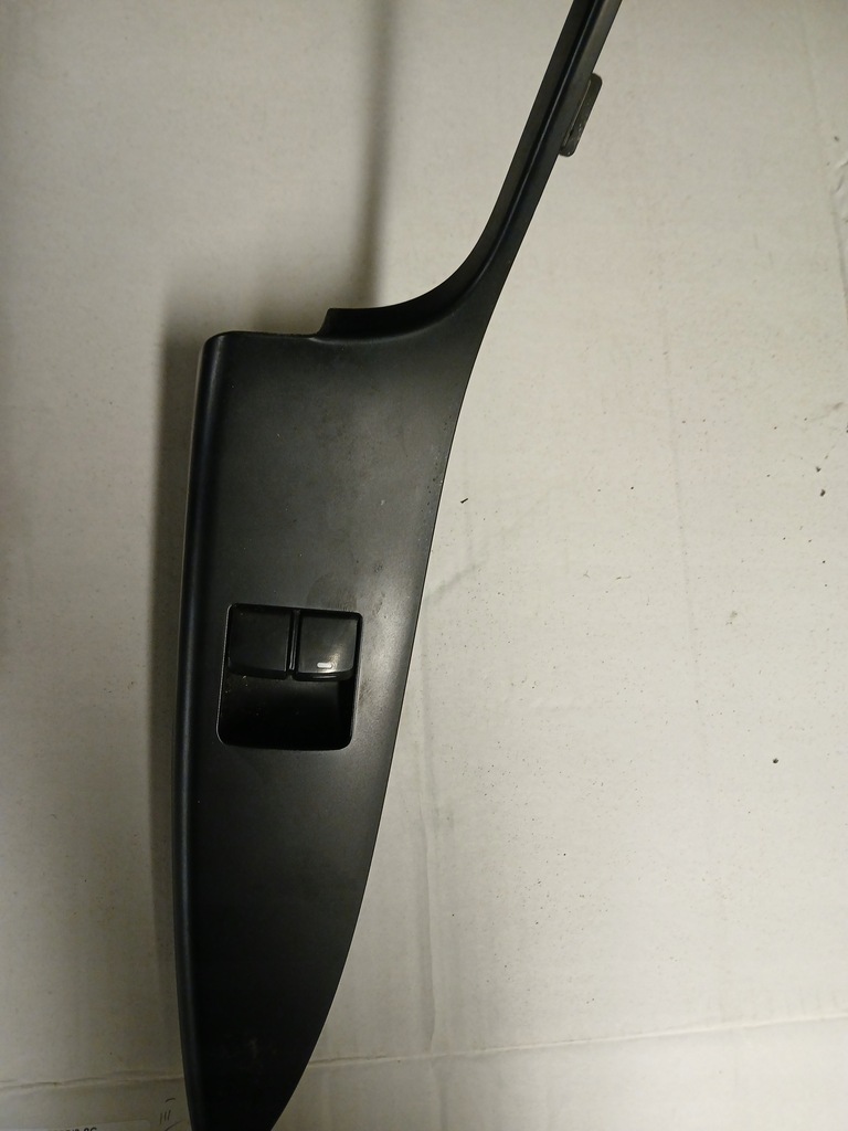 фото №1, Переключатель стекло левый перед kia venga hyundai ix20